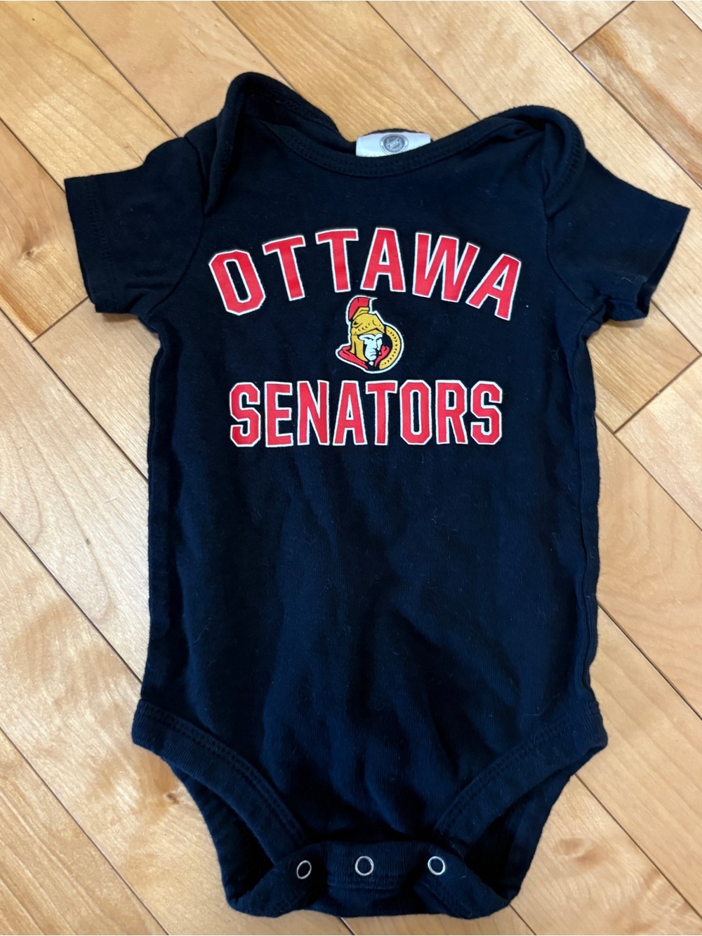 Ottawa Senators Sens NHL Hockey Baby Onesie size 6-9m Fanatics